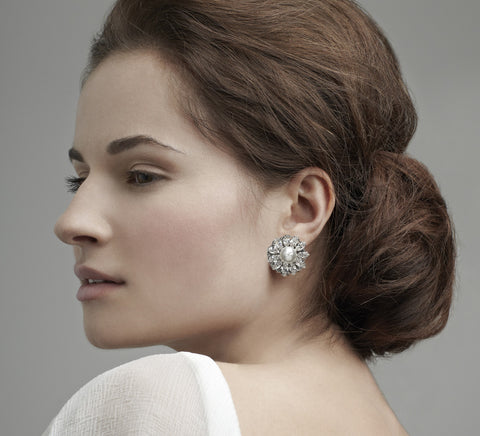 Daisy Stud Earrings: Alternate View #2